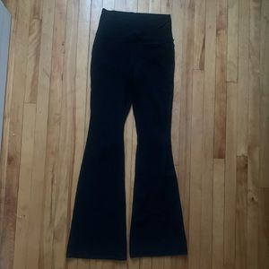 Aritzia TNA Flare Leggings